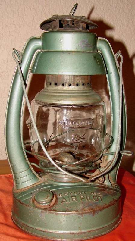 Vintage Embury No 2 Air Pilot Kerosene Lantern