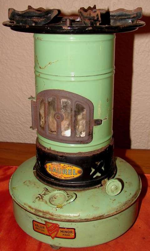 Vintage Valor Minor Paraffin Portable Stove-British made-Complete with wick