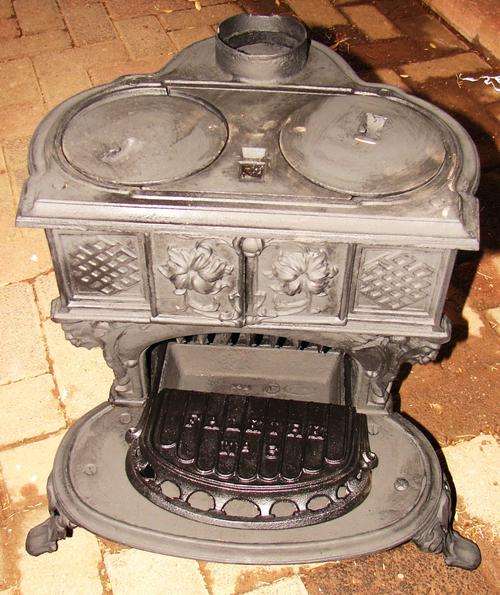 Queen Anne 2 Plate -Falkirk no 6 Stove- no1