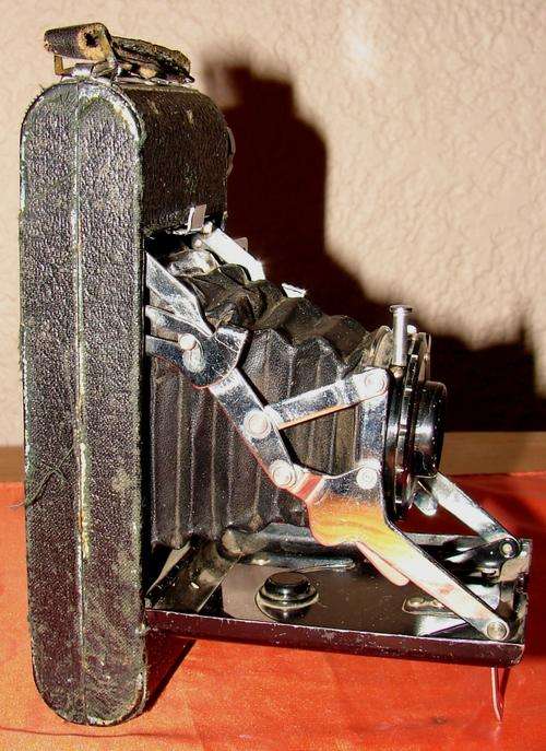 Vintage Kershaw Eight 20 King Penguin folding camera