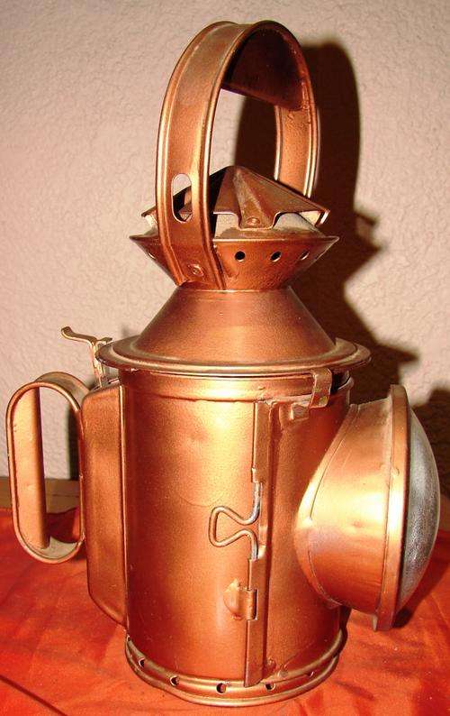 Vintage Railway/Mine Lantern with burner and wick inside