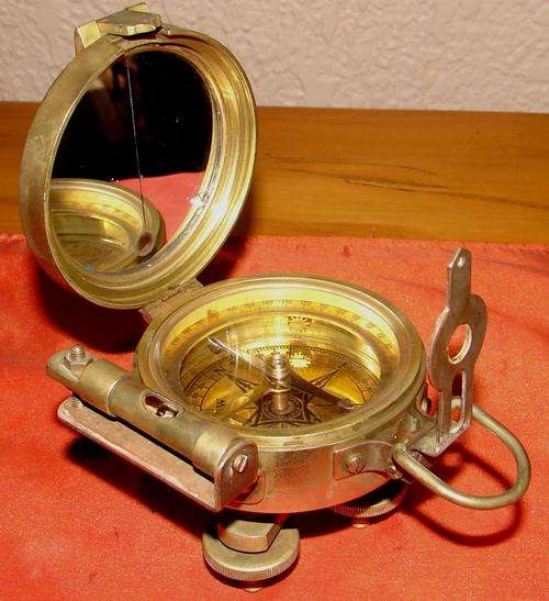 Antique Navy Brass Natural Sine-Stanley-London Brass Compass with level and adjustable feet(tripod)