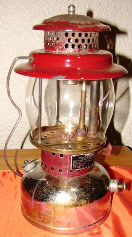 Vintage Sun Flame no 106 Made in USA  Kerosene lamp