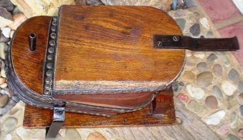 Antique "ship" bellow for fog horn (horn not part of it)- Steel, wood and good leather -works well