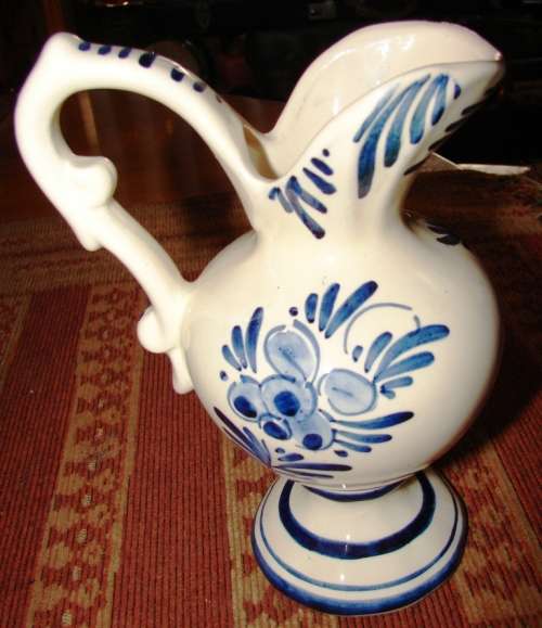 Beautiful  Blauw Delfts hand painted Porcelian vase-H 18 cm-MD 10 cm- no cracks/chips