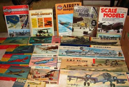 Wow!! total collection vintage scale model plastic construction kits war planes/ ships books/parts