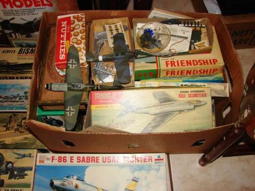 Wow!! total collection vintage scale model plastic construction kits war planes/ ships books/parts
