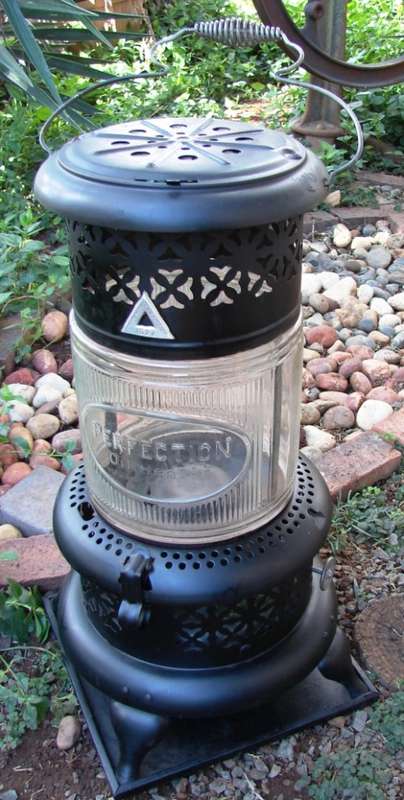Vintage Perfection paraffin Heater in perfect condition wick and all-in working order