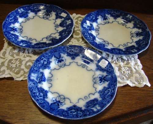 Beautiful deep blue Antique Victorian Lovsdale Lincol side plates-Stamped England-Dia 20 cm