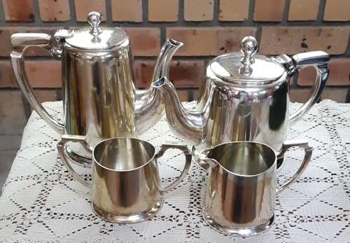 Beautiful good quality vintage Hard Soldered EPNS Deluxe Coffee/Tea Set-very good condition-like new