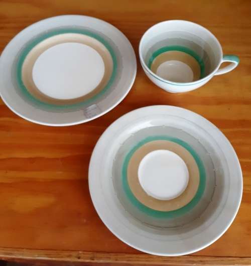 3 Beautiful Vintage Susie Cooper Trio-Made in England-Good condition