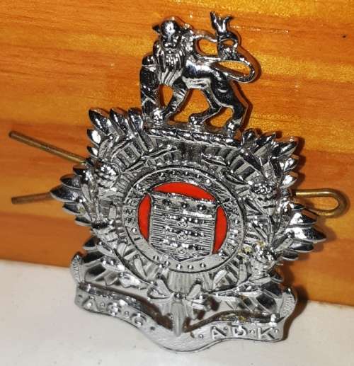 SA Army Administration Corps cap badge-clip good and intact