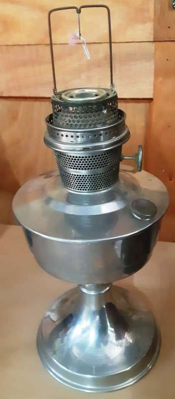 Vintage Super Aladdin Lamp-British made -  in good condition