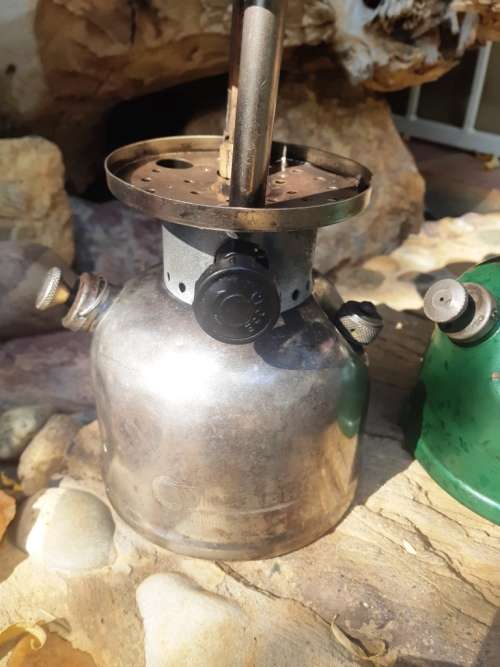 Antique lanterns(2 Colemans a 249 D 1967, a 241G 1960 and a Tiley lamp)-for restoration or parts