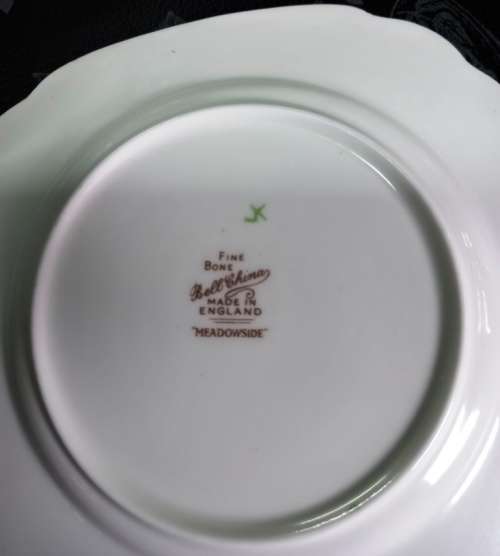 Beautiful  21 piece vintage Bell China -Made in England "Meadowside" Tea Set
