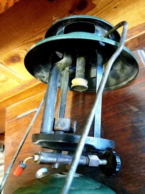 Coleman 201 `The Coleman Co. Inc. made 6/1975-Michita Cansas USA-serviced/working/need globe