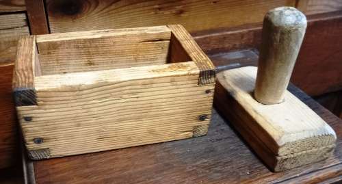 2 Piece Antique Butter Mould with lots of character - Dia. L 17 cm, W 10, H 8 cm-good condition