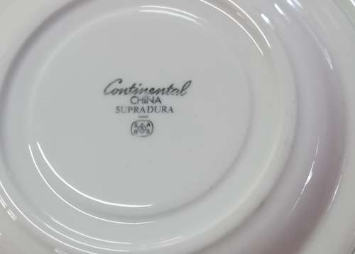 30 Piece good quality porcelain set branded Old Free State Coat of Arms on all pieces good condition