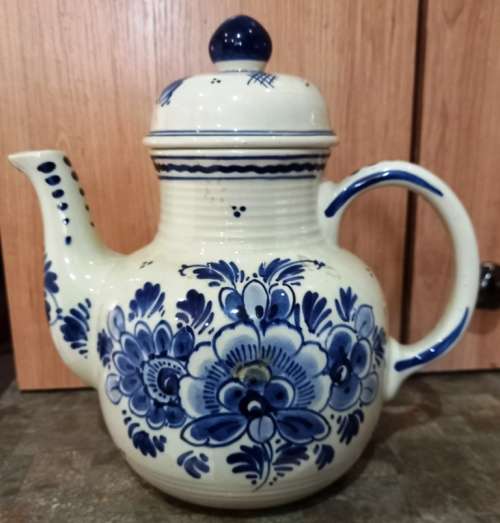 Rare original vintage Delft Handgeschilderd by M/E/W/D 550 Holland Blue Kettle with lid-H 21 cm