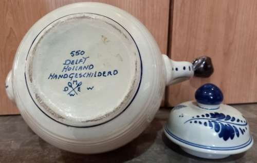 Rare original vintage Delft Handgeschilderd by M/E/W/D 550 Holland Blue Kettle with lid-H 21 cm