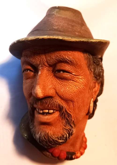 Vintage collectible 1969 `Bossoms` Registered design chalk ware head figurine