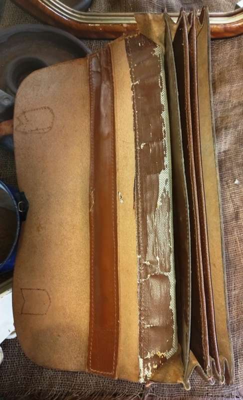 Genuine vintage good quality leather brief case with back carry straps