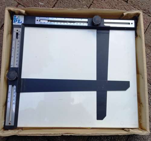 Vintage LPL Easel for Photo Enlarger-26 cm x 30 cm -l ike new in original presentation box