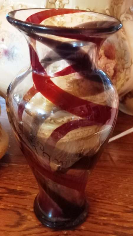 Stunning 2 kg`s dark red swirl Murano glass Vase-H  30 cm, TD 11 cm-good condition/no cracks/chips