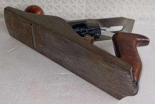 Vintage Stanley Bailey no 5 Plane Made in England-complete and in working condition-blade good