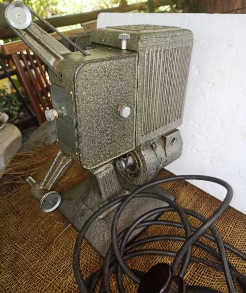 Antique Solid Metal Kodascope Eight Model 45 -  8 mm Movie Projector from the 1930`s