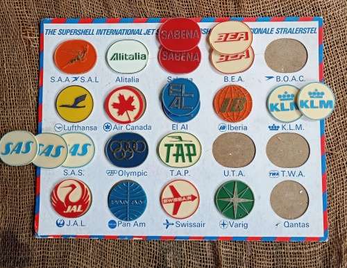 Vintage Super Shell International Jet Set Collection-22 pieces -Size 33 cm x 25 cm