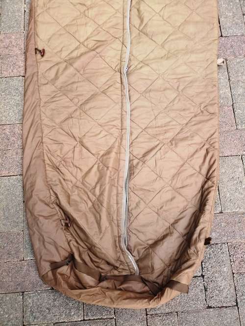 Big Old SADF good quality military sleeping bag in good condition with head cover and carry bag