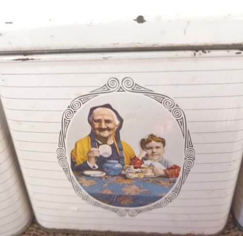 4 vintage White `Mazawattee Tea 1 Lb Nett Dia. 12 cm x 11.5 x 11.5 cm-to per tin buy one or more