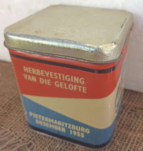 Vintage `Herdenking van die Gelofte-Petermaritzburg Des 1955` 1 Lb. Nett Koffie Blik
