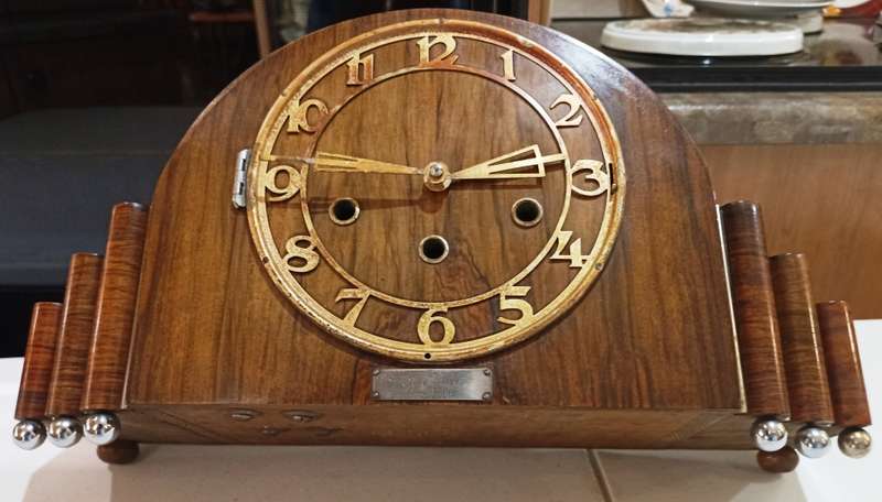 Vintage 1930`s Foreign Art Deco Mantel clock in working condition with key