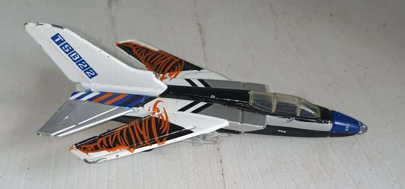 Vintage Matchbox 2000 Tornado S 22 Fighter Plane-need front wheel