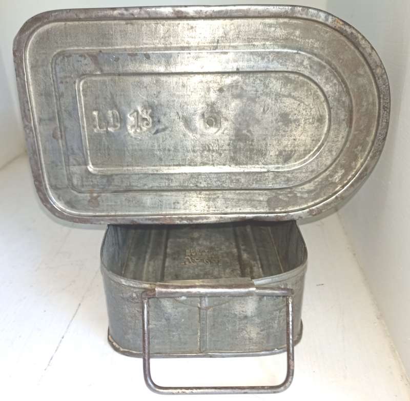Vintage Miners `Tala` Reg-Made in England-stamped LD 13 Tin Dixie-Good condition