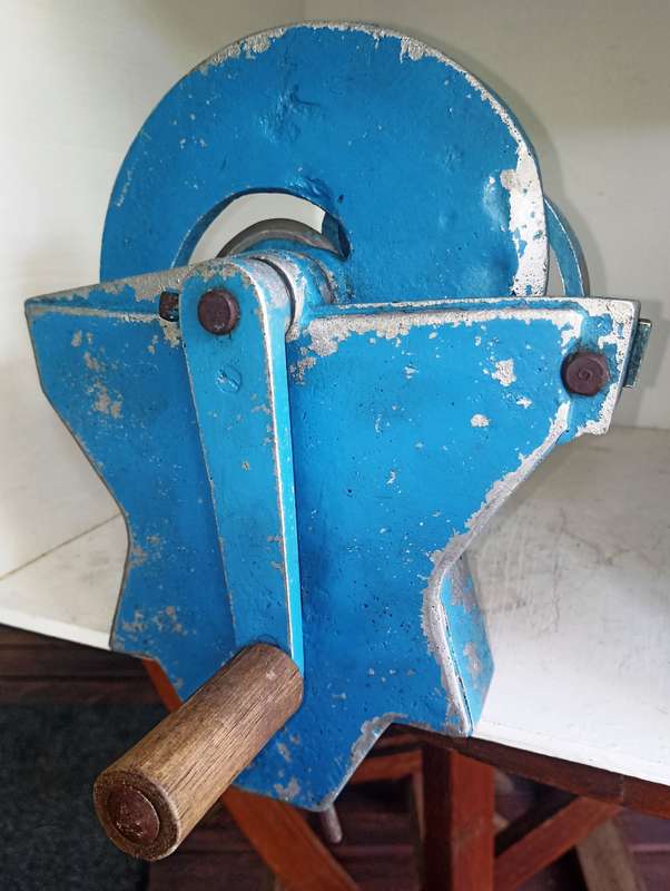 Aluminum Table Mount Biltong Slicer-In working order and in blade good condition
