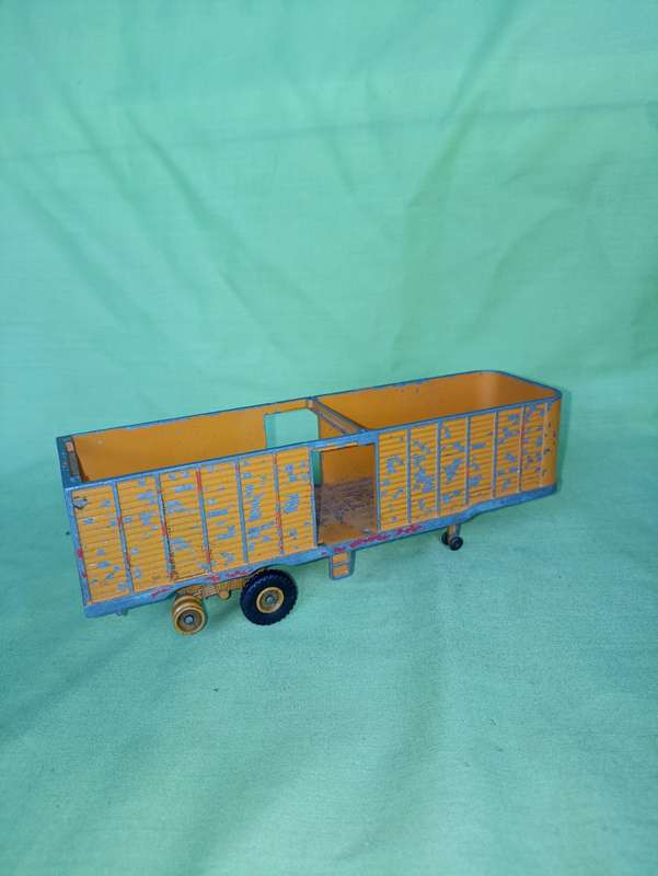 Dinky Supertoys Toys- Semi-Remoroue Fruehauf 36B Made France Die Cast