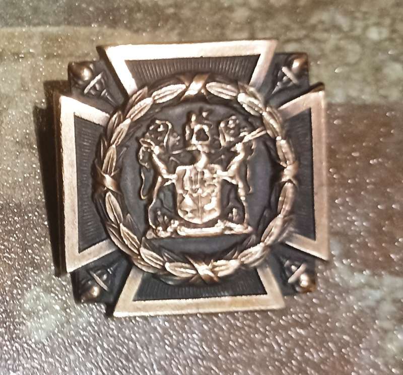 South African Brooch of Remembrance issued to relatives of Deceased Servicemen during WWII-numbered