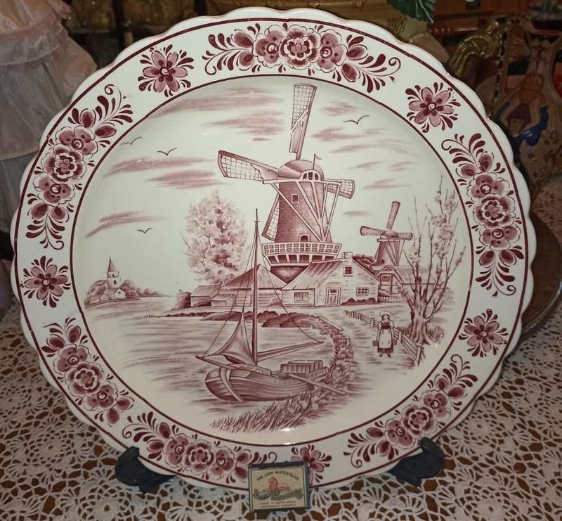 Big dia. 41 cm Royal Crown Pink Delft round Porcelain plate good condition