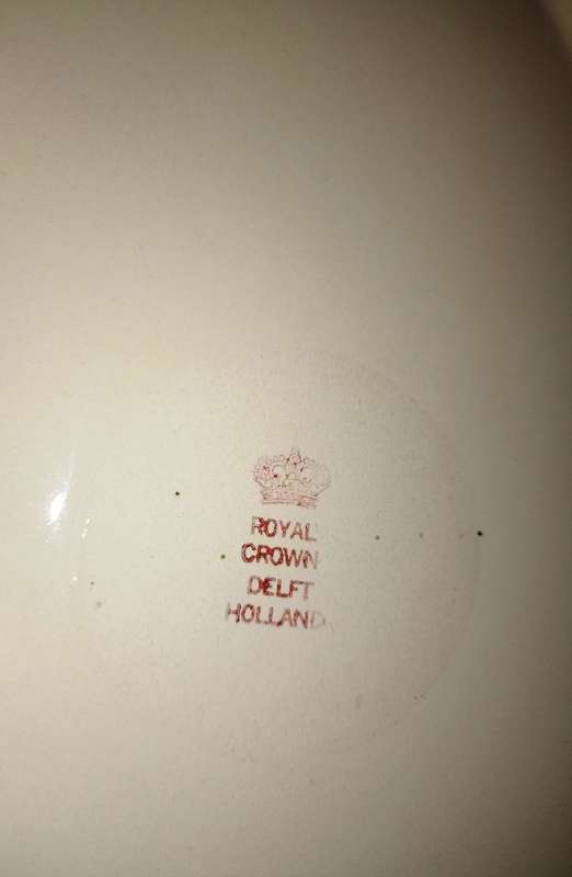 Big dia. 42 cm x 30 cm Royal Crown Pink Delft Oval Porcelain plate good condition