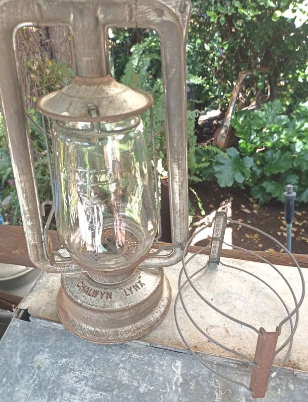 Calwyn Lynx Paraffin Lamp