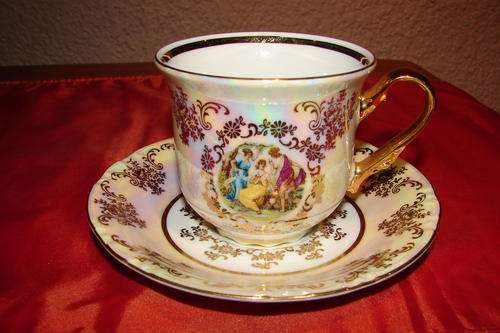 Stunning Thuni Cup and Saucer-Karlovarsky Porcelain-Czech Republic