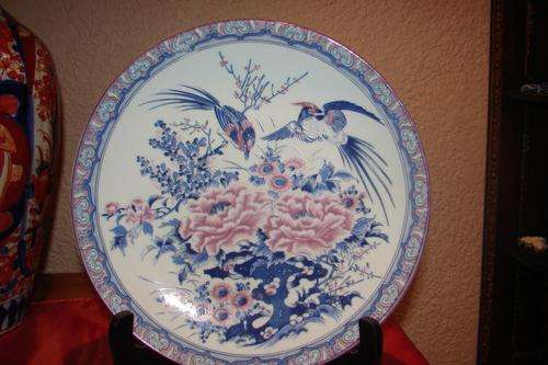 Beautiful big Imari plate-Dia. 25cm-good condition-no chips or cracks