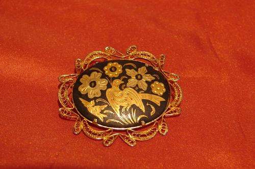 Beautiful Damascene Spain Brooch bird/flower scene-has a lacey Filigree Frame -Dia.4.5 cm x 4cm