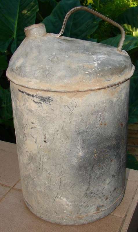 Big Vintage SARS Oil Drum - Height 37cm and dia. 22cm - marked SARS on base