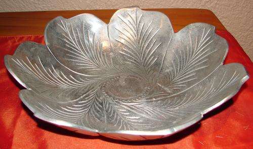Round Pewter Bowl-Leaf Design - Dia. 30cm and Height 7cm