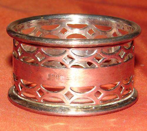 Vintage good quality stamped Silver Plated Servette Holder-lenght 4cm and Dia. 5cm