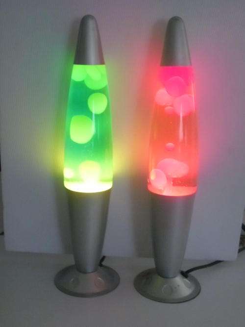 2X  BEAUTIFULL OIL HEATING LAMPS. ONE BID. PLEASE READ DISCRIPTION?